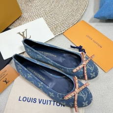 Louis Vuitton Flat Shoes